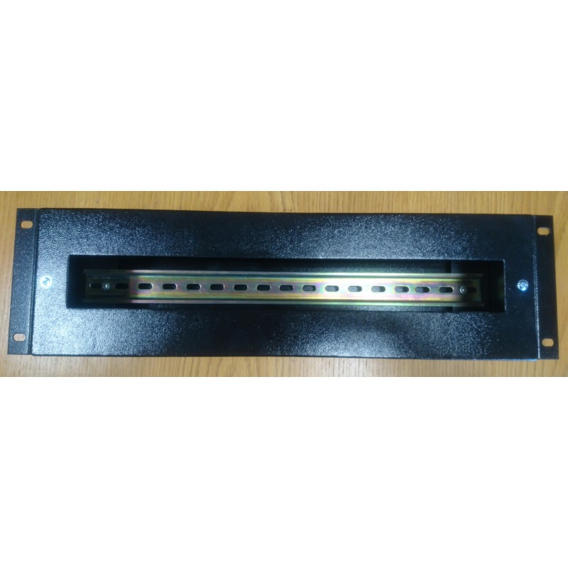 3U19-MET, 3U 19“ electrical distribution box - черен